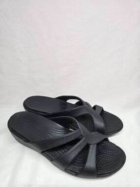 Crocs Women's Sanrah Mini Wedge Strappy Sandals Black Size 11 Sandals